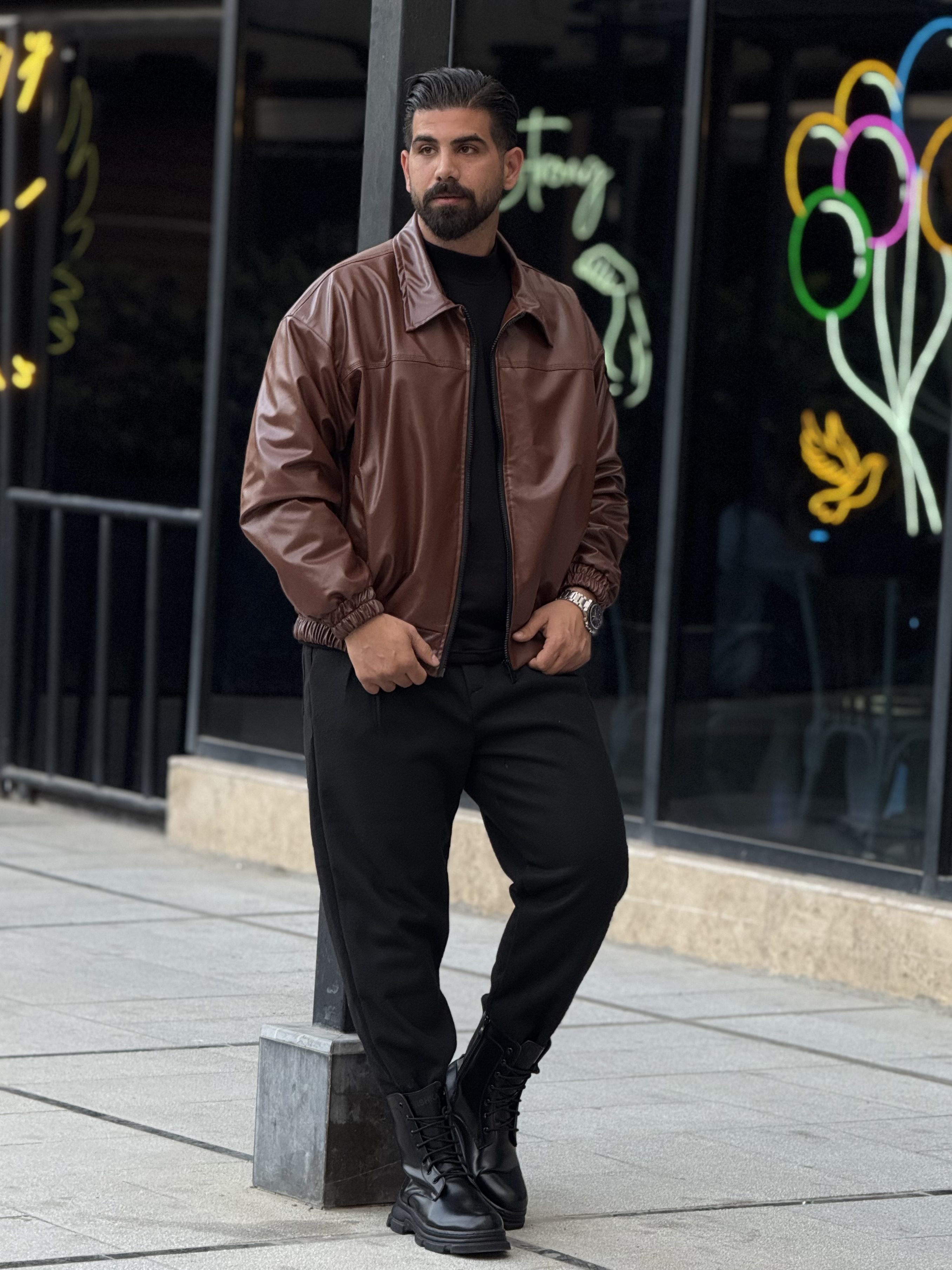 رنگ قهوه ای