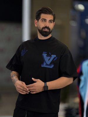 خرید محصول تیشرت LVجین وارداتی گرم بالا1619